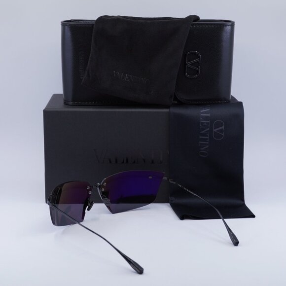 Valentino V-LURE VLS-130A Square Sunglasses - Shiny Black/Grey - Picture 3 of 9